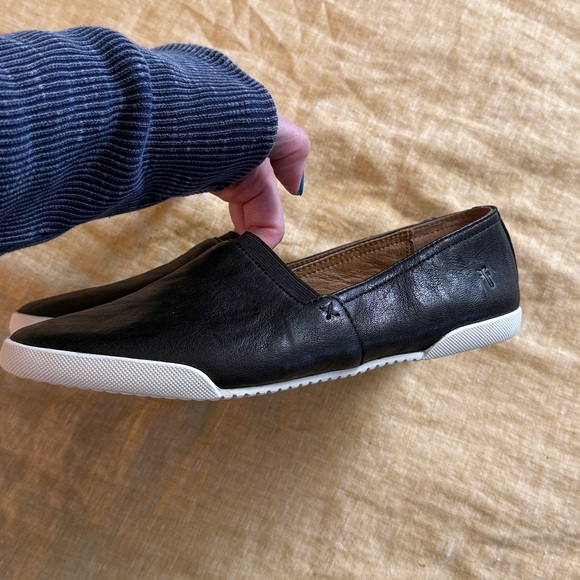 Frye black leather flats - Picture 8 of 17